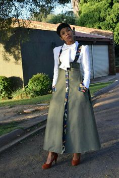 South African Traditional Dresses Xhosa, African Traditional Dresses Xhosa, Traditional Dresses Xhosa, South African Traditional Dresses, Skirts Ideas, Shweshwe Dresses, African Fashion Traditional