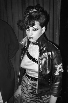 70s Disco Hair, Vortex Club, Goth Corsets, Derek Ridgers, Punks 70s, 70s Fashion Disco, Disco Hair, Punk Girls, 70s Punk