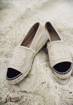 Rio Chanel Espadrilles, Sincerely Jules, Street Swag, Summer White, Summer Chic, Chanel Espadrille, Mode Inspo, Lifestyle Fashion, Crazy Shoes