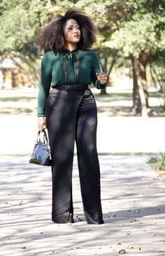 Toun 'AJ': Office look: Emerald + Sarong Luxury Green Pants For Business Casual, Office Lady Style High-waisted Work Pants, Plus Size Office Siren, Glamorous High-waist Pants For Workwear, Chic Full-length Office Pants, Fancy Work Outfits, Plus Size Business Attire, Business Professional Attire