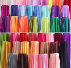 there are many different colors of pleated lamps