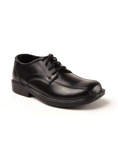 A wonderful shoe for boys who need to wear school uniforms, parties or holiday celebrations. Padded insole keeps growing feet comfortable. The outsole is durable - a must for young boys! Flower Girl And Ring Bearer, Boy Dress, Comfort Shoe, Deer Stags, Shoe Last, Big Clothes, Casual Loafers, Teenage Boys, School Uniforms