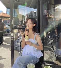 sarahhroh on instagram Full Body Pics Aesthetic, Salcedo Outfit, Korea Vacation Outfits, Korea Outfits Summer, Korea Outfit Summer, Japan Summer Fits, Korea Instagram Photos, Korea Photo Ideas, Summer Japan Outfit