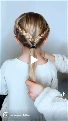 ▷ Braid pony Video Toddler hairstyles girl...rl hair dos...by girl hair.. Easy Hair Tutorials, Hair Pull, Bridal Hair Up, Simple Braid, Girl Hair Dos, Pulled Back Hairstyles, Short Homecoming Hair