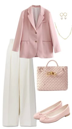 Romantic Office Outfit, Old Money Pink Outfit, Pink Old Money Outfit, Class Fits, Stylish Outfits Casual, Smart Casual Women, Color Combos Outfit, Stylish Work Attire, Casual Day Outfits