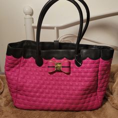 Brand New Beautiful And Elegant Pink And Black Combination Tote Y2k Ideas, Black Combination, Mcbling Y2k, Betsey Johnson Bags, Black Tote, Heel Boots, Pink And Black, High Heel Boots, Betsey Johnson