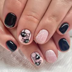 30 Simple Yet Pretty Short Halloween Nails For Spooky Season Gelmoment Manicure Ideas, Halloween Beach Nails, Cute Halloween Gel Nails, Halloween Gel Manicure Ideas, Halloween Gender Reveal Nails, Professional Halloween Nails, Halloween Nail Designs Short Square, Short Gel Nails Halloween, Spooky Halloween Nails 2023