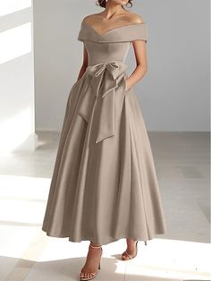 A-Linien-Kleid für Hochzeitsgäste, elegantes Kleid, halbformelles Kleid, wadenlang, kurze Ärmel, schulterfrei, Tasche, Satin mit Schleife(n), 2024 2024 - $118.99 Dresses With Pockets, Bride Dresses, Tea Length, Kentucky Derby, Mother Of The Bride Dresses, Elegant Dress, Bride Dress, Special Occasion Dresses, Occasion Dresses