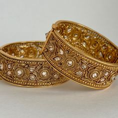 Gold plated Polki openable bangle pair/Statement Kada/Kundan Bangles/Bridal Bangle/Indian Wedding/Pakistani/Punjabi Luxury Heavy Chandbalis For Party, Luxury Kundan Bangle In Temple Jewelry Style, Heavy Kundan Bangle For Wedding, Ceremonial Kundan Bangle, Traditional Kundan Yellow Gold Bangle, Festive Gold-plated Heavy Bangle, Gold-plated Bollywood Bangle, Kundan Bangles, Bangles Indian