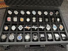 2000 - 2005 Inspired Oakley, Nike Vintage Style Rare wristwatches from my collection  Prices are the same for every single one. Contact with me for the selection. Nike Triax, Nike D Line, Oakley Blade, Oakley Judge, Oakley Torpedo, Oakley Time Bomb, Oakley Crush. Comes with Metal Box and extra links to fit wrists up to 24 cm. Ideal for Fans of: #niketriax #niketriaxwatch #niketriaxarmored #gorpcore #oakleydesign #nikereloj Oakley Watches, D Line, Nike Vintage, Funky Jewelry, Metal Box, Wristwatch Men, Y2k Style, Vintage Nike, Cool Watches