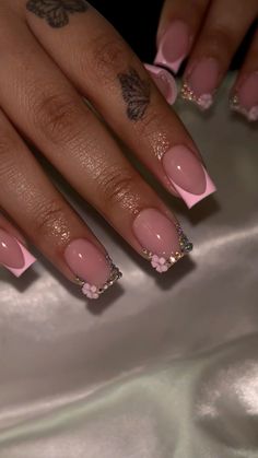 Girl Maintenance, Classy Acrylic, Girly Acrylic, Simple Gel Nails, Girly Acrylic Nails, Short Square Acrylic Nails, Soft Nails, Acrylic Nails Coffin Short, Short Acrylic Nails Designs