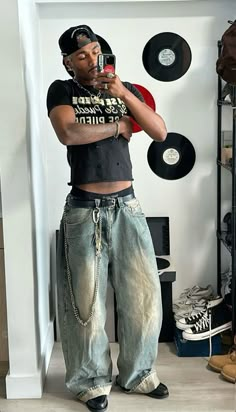 Masculine Outfit Ideas, Rave Baddie, Sports Jersey Outfit, Alt Guys, Book Man, Fashion Inspo Casual, Male Fits, Men's Hipster Style, Fly Outfits