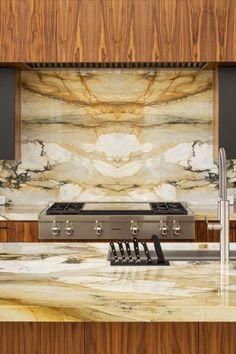 Calacatta Macchia Vecchia Bookmatch Backsplash Quartzite Kitchen Island, Sea Pearl Quartzite, White Macaubas Quartzite, Calacatta Borghini, Granite Shower, Quartzite Kitchen, Pink Patagonia, Natural Stone Kitchen, Taj Mahal Quartzite