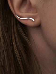 Silver Ear Climbers, Ear Climbers, Silver Jewelry Handmade, Fancy Jewelry, Girly Jewelry, Contemporary Jewellery, Stylish Jewelry, Ear Jewelry, Dandy