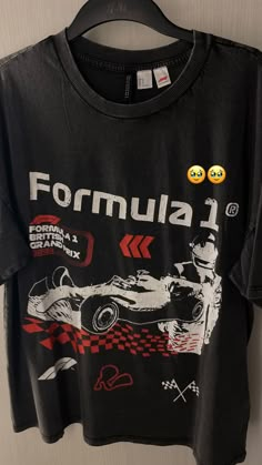 not mine ig: @ alekssandrast F1 Hoodie Design, F1 Shirt Outfit, Formula 1 Clothes, Formula 1 Gift Ideas, F1 Clothing, F1 Fashion, F1 Gifts