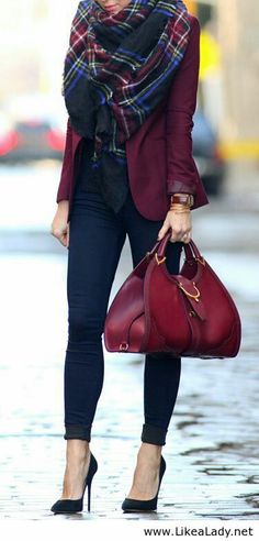 I love this color - Cute style Brooklyn Blonde, Mode Tips, Lv Bags, Winter Mode, 가을 패션, Fall Fashion Outfits, Stitch Fix Style, Fall Winter Fashion