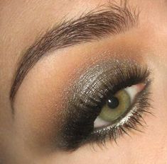 Green Eyeshadow Look, Looks For Green Eyes, Grey Smokey Eye, Hazel Green Eyes, Grey Eyeshadow, Makeup Looks For Green Eyes, Makeup Steps