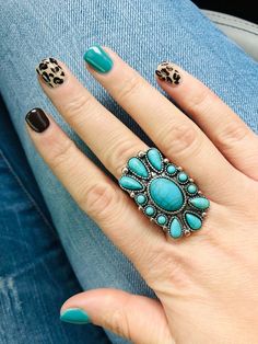 Green With Cheetah Print Nails, Turquoise And Leopard Nails, Turquoise Leopard Nails, Cowgirl Manicure, Dip Powder Nails Western, Western Turquoise Nails, Nails For Nashville Trip, Yellowstone Nails, Nashville Nails Country