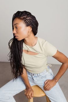 Look like a whoel snack in the Meal Ticket Green Ribbed Cutout Ruched Side Crop Top. This ruched top features adjustable side ties and a front cut out. Pair this ribbed cut out crop top with denim jeans and heels for the ultimate casual date night look. Fall Bridesmaids, Casual Date Night