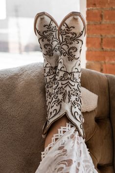 Cowgirl Wedding Boots, Western Wedding Boots, Cowgirl Boots Wedding, Nocona Boots, Botas Western, Cowgirl Wedding