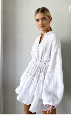 Linen Summer Outfits, Trendy Outfits Indian, Muslin Dress, Summer Day Dresses, Woman Suit Fashion, Quick Outfits, Classy Work Outfits, Short Dresses Casual, Classy Outfits