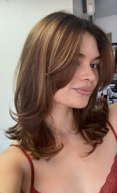 Layered Haircuts For Medium Hair, Hairstyles For Layered Hair, Haircuts For Medium Hair, Haircuts Straight Hair, Penteado Cabelo Curto, Short Hair Haircuts, Cut My Hair, Hair Inspo Color