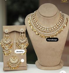 Punjabi Traditional Jewellery Gold, Traditional Gold Jewelry, Diy Fairy Door, Punjabi Jewelry, Gold Bridal Jewelry, White Jewellery, Wedding Jewellery Designs