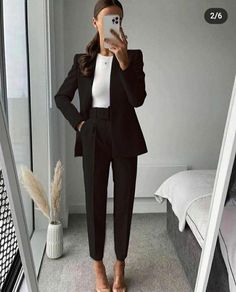 Interview Outfits Women, Fashionable Work Outfit, Professional Work Outfit, Corporate Attire, Professional Outfits Women, Business Outfits Women, Corporate Outfits, Business Casual Outfits For Work