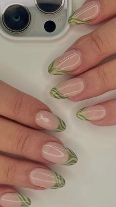 Simple Acrylic Nails Sage Green, Nail Ideas Light Green, Light Green French Nails, Nails 2024 Almond, Sage Green Nails Aesthetic, Light Green Almond Nails, Light Green French Tip Nails, Light Green Nails Designs, Abstract French Tip Nails