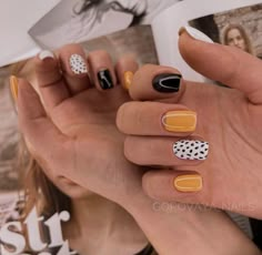 August Nails Designs Short, Short Boho Nail Ideas, Nails Art Designs Summer, Nails Of 2023, Rocker Nails, Nail Art Yellow, Summer Nails Art Designs, Pale Nails, Nails Vibrant