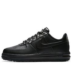 Nike Lunar Force 1 Duckboot Low 'Black' AA1125-001 (SNKR/Retro/Skate/Casual/Low Top) Black High-top Sneakers With Rubber Waffle Outsoles For Streetwear, Black Mid-top Winter Sneakers, Black Mid-top Sneakers For Winter, Leather Sneakers For Streetwear In Winter, Leather Sneakers For Winter Streetwear, Nike Winter Lace-up Sneakers, Black High-top Sneakers With Rubber Waffle Outsoles, Urban Black Winter Sneakers, Nike Black High-top Sneakers With Studded Outsoles