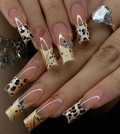 #nailart #hellokitty #nails #naildesign 40s Nails, Y2k Fall Nails, Hello Kitty Fall Nails, Nails Leopard Print, Giraffe Print Nails, Leapord Print Acrylic Nails Long, Cheetah Hello Kitty Nails, Y2k Nails Cheetah, Pink Cheetah Nails Y2k