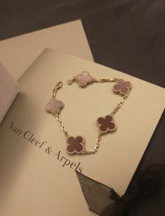 Cleef And Arpels Jewelry, Jewelry Fancy, Foto Tips, Girly Accessories