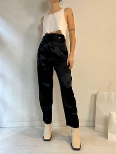 "- Vintage 19th Ave black silky pants - 100% acetate  - Pleated with pockets - Made in Canada - Tagged 8 Waist: 26\" Hip: 18\" Inseam: 28.5\"" Silk Tapered Leg Bottoms For Evening, Fitted Satin Bottoms For Fall, Black Silk Bottoms For Workwear, Satin Bottoms With Pockets For Work, High Waist Satin Pants For Work, Silk Straight Leg Pants For Night Out, Black Silk Pants For Night Out, Chic Satin Bottoms With Pockets, Fitted Silk Bottoms For Fall