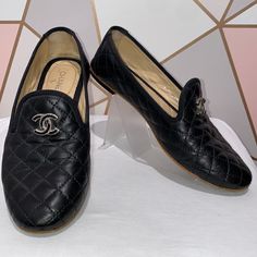 These Shoes Are In Absolute Pristine Condition (Only Dirty Soles, Even The Interior Is Super Clean And Like New) I Have Worn These Maybe 3-5 Times Ever. Like New! Beautiful Classic Quilt With Cc Emblem. Shop With Confidence, Anything Over $500 Will Be Verified By Poshmark Authentication. Questions? Leave A Comment Below! Shoes Chanel, Classic Quilts, New Me, Ballerina Flats, Super Clean, Chanel Shoes, Flat Shoes Women, Loafer Flats, Loafers