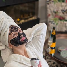 This deep-cleansing mask helps restore radiance by eliminating toxins and impurities and energizing the complexion to reveal a healthy, youthful glow. The thermal, charcoal formula activates with water, creating a warming sensation, while helping to melt away debris. Binchotan White Charcoal Powder with Kaolin Clay helps draw out dirt, oil, and other pore-clogging debris.  Sea Salt & Sodium Bicarbonate helps prevent problem-causing bacteria, absorb excess oil and decongests pores.  Vitamin E & G Wet Hands, Charcoal Powder, Glow Mask, Cleansing Mask, Black Face Mask, Dry Face, Charcoal Mask, Wash Cloth, Stocking Fillers For Her