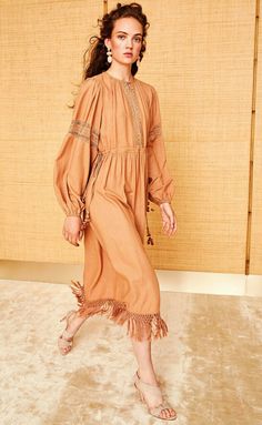 ☆Ulla Johnson | Resort 2018 Fashion Everyday, Resort Fashion, Dress For Summer, Fashion Show Collection, Brown Dress, Mode Vintage, Fashion Mode, Ulla Johnson