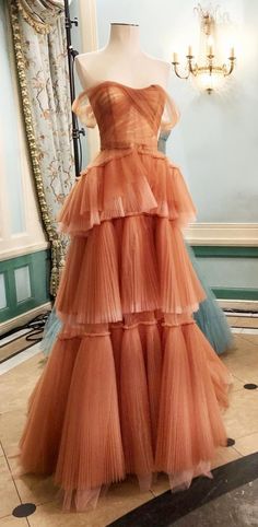 Vintage Non Traditional Wedding Dress, Flowy Romantic Dresses, Rust Tulle Dress, Peach Colored Prom Dresses, Gorgeous Gowns Evening, Fairytale Theme Prom Dress, Texture Bridesmaid Dress, Fairytale Ballgown Aesthetic, Taylor Swift Inspired Prom Dresses