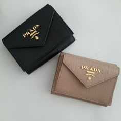 Luxury Essentials, Wallets For Men, Bag Prada, Cute Wallets, Luxury Wallet