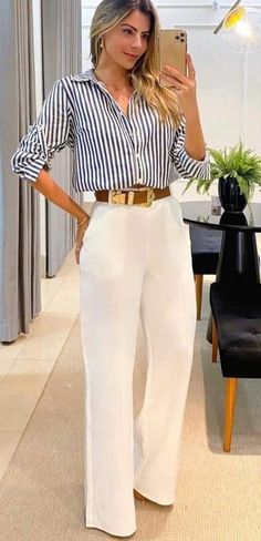 Stylish Outfits For Women Over 50, Pants Model, Womens Wide Leg Pants, Elegante Casual, Mode Casual, Stylish Work Outfits, Casual Work Outfits, Work Outfits Women, Professional Outfits