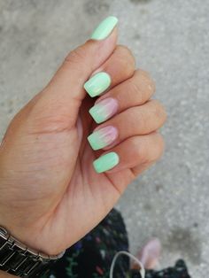 Summer Nails 2023 Mint Green, Blue And Green Nails Designs Art Ideas, Summer Mint Green Nails, Matte Mint Green Nails, Spring Nails Ombre Shades, Mint Short Nails, Mint Green French Nails, 2023 Acrylic Nail Trends, Seafoam Green Nails Designs