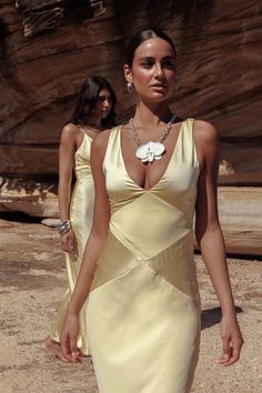 Cute Wedding Guest Dresses, Yellow Bridesmaid Dresses, 2024 Outfits, Yellow Bridesmaids, Butter Yellow, Lace Bodycon Dress, Iron Material, Date Night Dresses, Dec 12