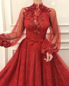 Lace Long Sleeve Evening Dress For Gala, Red Lace Gown For Party, Red Lace Party Gown, Elegant Long Sleeve Gown With Lace Sleeves For Gala, Red Organza Dress For Banquet, Long Sleeve Lace Dress For Gala, Long Sleeve Lace Evening Dress For Banquet, Long Sleeve Organza Evening Dress For Prom, Elegant Red Organza Evening Dress