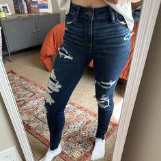 American Eagle Size 0 Skinny Jeans Never Worn, No Tag Model 5’2 115lbs Jeans For School, American Eagle Outfits, Jean Color, Jeans American Eagle, American Eagle Jeans, Dark Fashion, American Eagle Outfitters Jeans, Winter Fashion Outfits, Flat Shoes