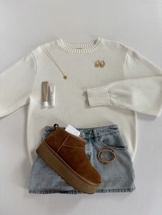 Rory Gilmore Style, Back To School Fits, Clothing Staples, Rory Gilmore, School Fits, Cute Outfits, Outfit Inspo, Beauty, Pins