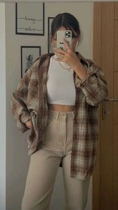 Collage Outfits, Simple Casual Outfits, Casual College Outfits, Winter Fashion Outfits Casual, Western Outfits Women, College Outfit, College Fits, Trendy Outfits For Teens, Everyday Fashion Outfits