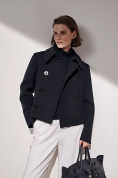 Coats For Women Casual, Ralph Lauren Resort, Ralph Lauren Looks, Fashion Style Women, Autumn Jacket, Fashion Design Collection, Ralph Lauren Style, Vogue Russia, Winter Mode