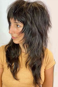 60s-Inspired Long Shaggy Cut for Thick Hair and for ladies with layered hair Long Shaggy Mullet, Long Textured Layers, Most Flattering Haircut, Long Shaggy Hairstyles, Mullet Pixie, Long Shaggy Haircuts, Corte Shaggy, Shaggy Mullet, Shaggy Cut