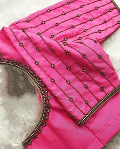 Aari Work Sleeve Simple Design, Simple Blouse Handwork, Simple Aari Sleeve Design, Simple Aari Work For Blouse, Very Simple Aari Work Blouse Design Pink, Aari Work Blouse Simple Design For Hand, Aari Sleeve Designs For Blouse, Simple Embroidery Designs For Blouse, Aari Simple Blouse Design