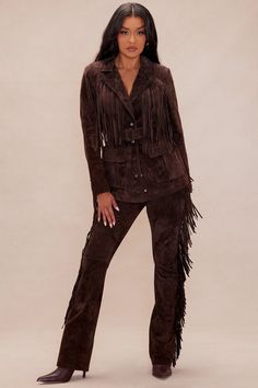 Afro Western Fashion, 1970s Glam Fashion, Fringe Outfit Western, Cowboy Chic Outfit, 90s Western Fashion, Black Western Outfit, Fringe Jacket Outfit, Glam Cowgirl, Native American Inspired Fashion